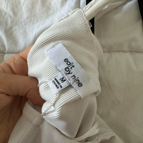 Crop top with boning - Picture 3 of 4